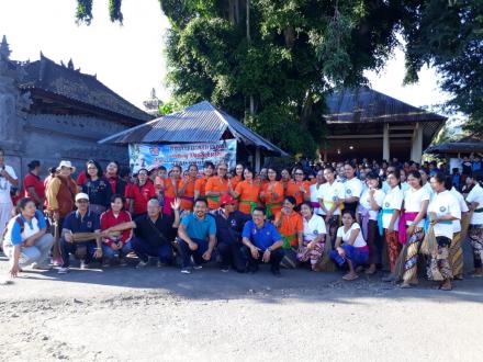 Resik Sampah di Desa Padangbulia, Dukung Gerakan Semesta Berencana Bali Resik Sampah Plastik