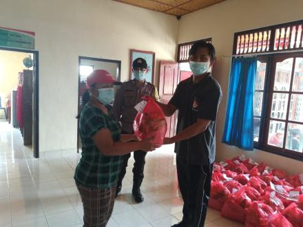 Bantuan Sosial dari DAPM UPK ”KERTHA PARTHA” Kecamatan Sukasada 